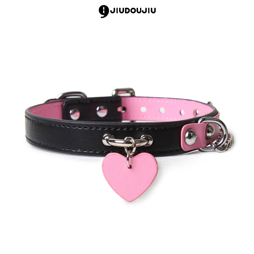 Collar del Deseo: Elegancia y Sumisión