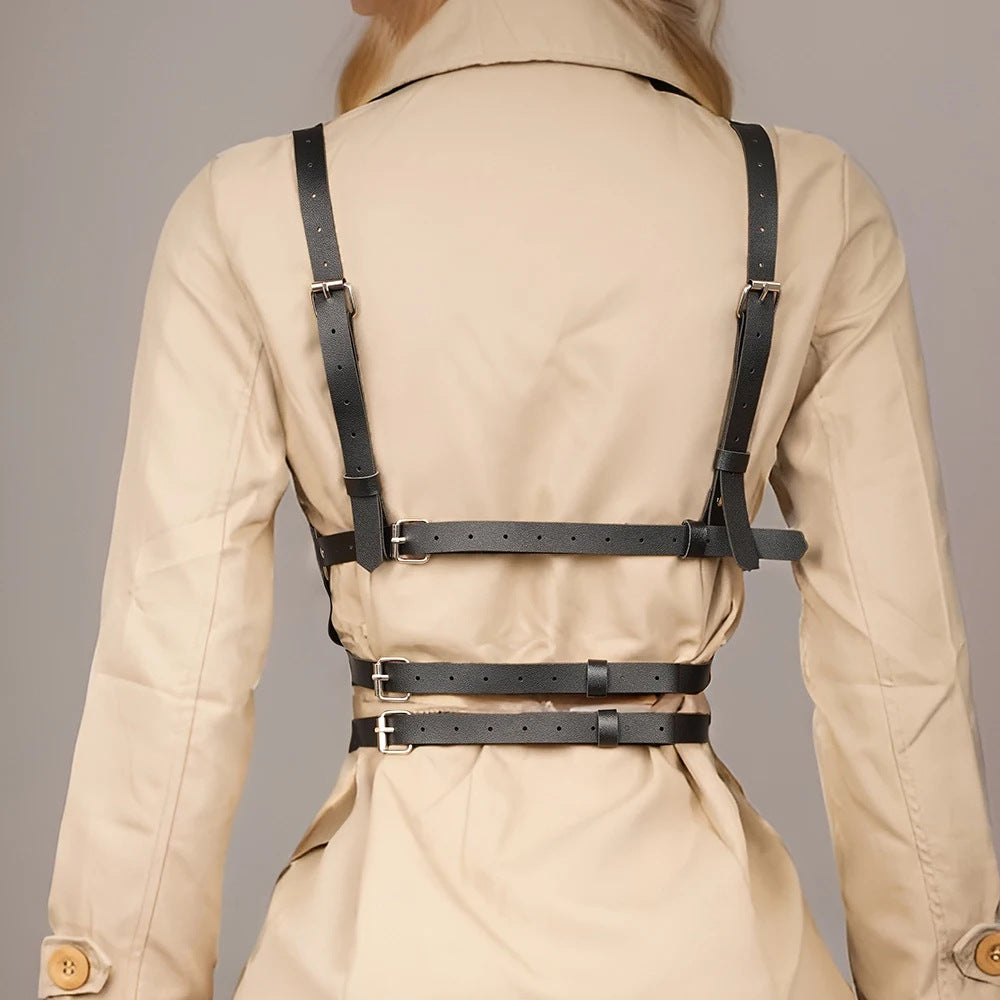 Cinturón del Deseo: Corset de Cuero Erótico