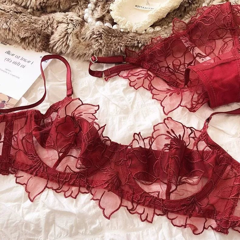 Désir Pur: Conjunto de Lencería Francesa de Encaje Ultrafino