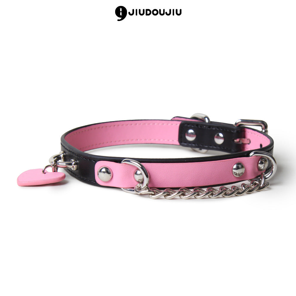 Collar del Deseo: Elegancia y Sumisión